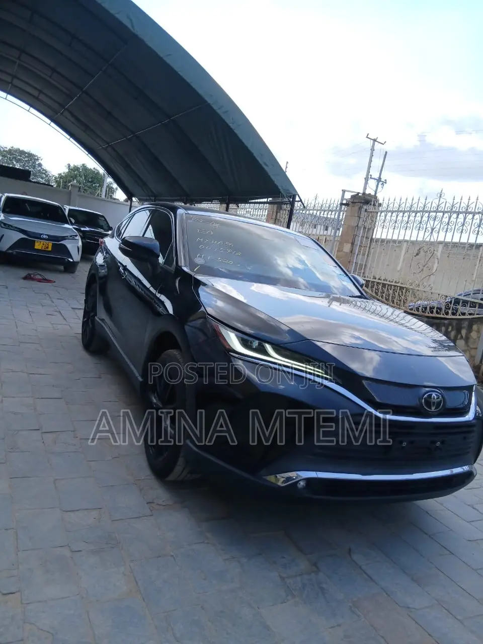 Toyota Harrier 2.0 2020 Black
