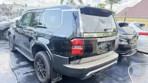Toyota Land Cruiser Prado 2025 Black