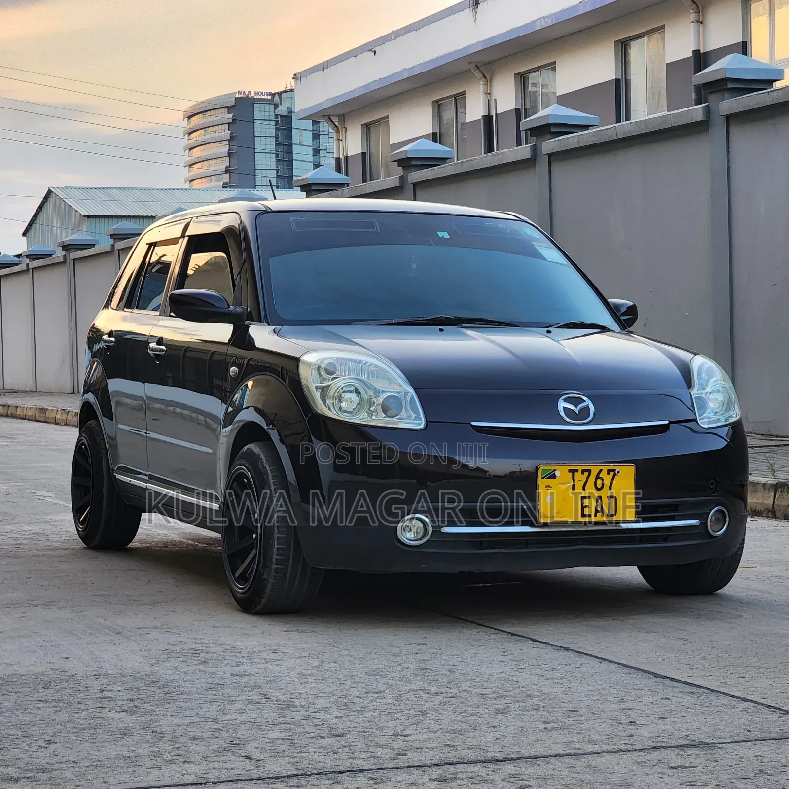 Mazda Verisa 2009 Brown