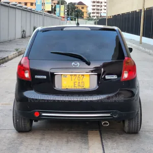 Mazda Verisa 2009 Brown