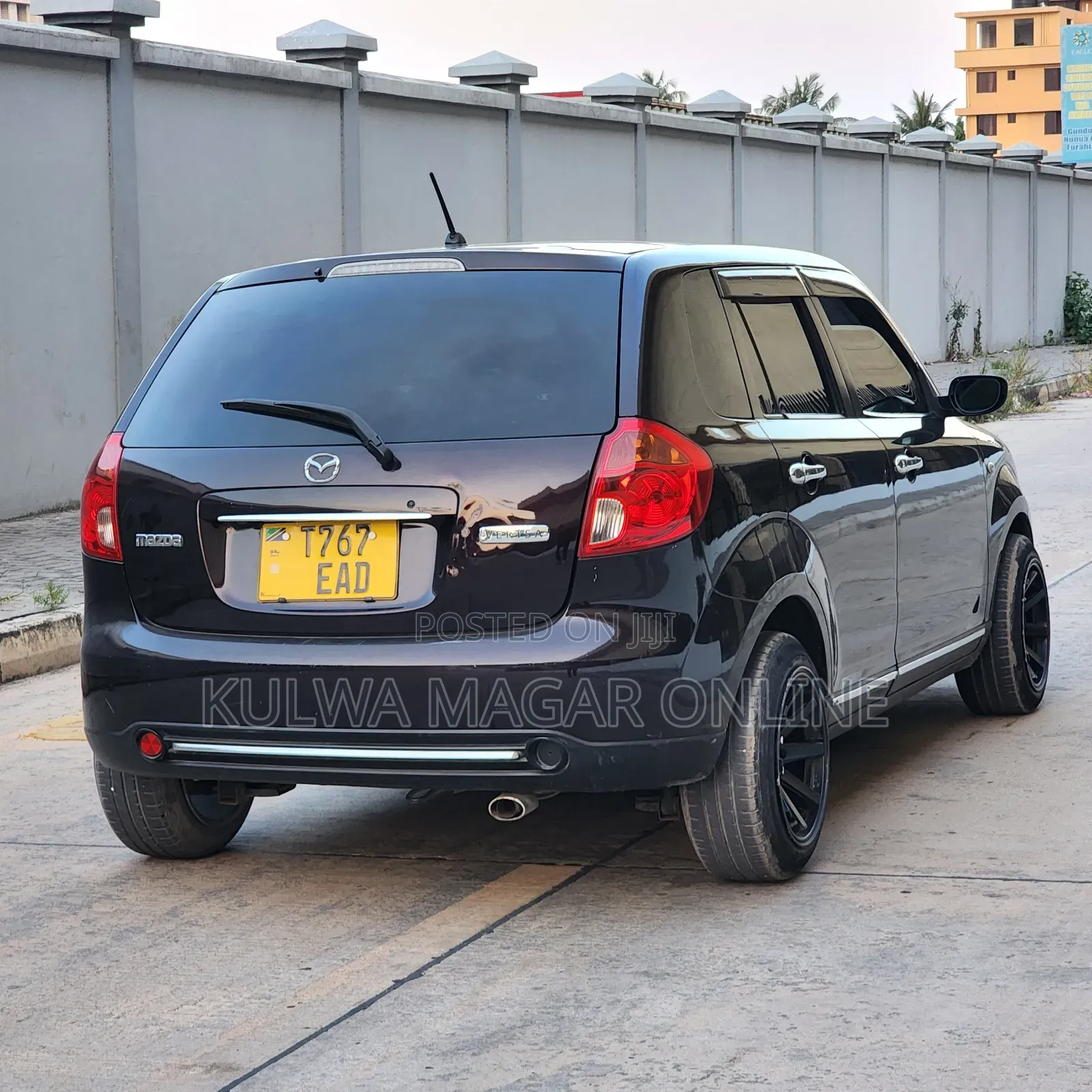 Mazda Verisa 2009 Brown