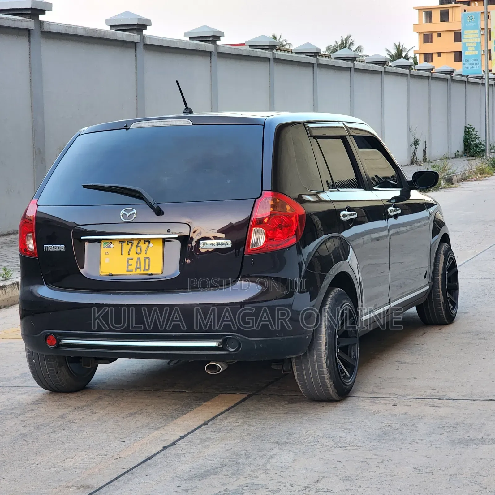 Mazda Verisa 2009 Brown