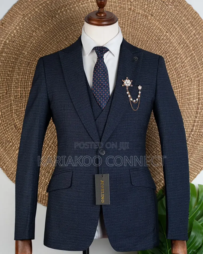 Everyday Classic Eleveted Suit
