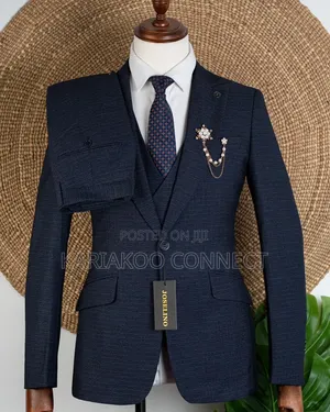 Everyday Classic Eleveted Suit