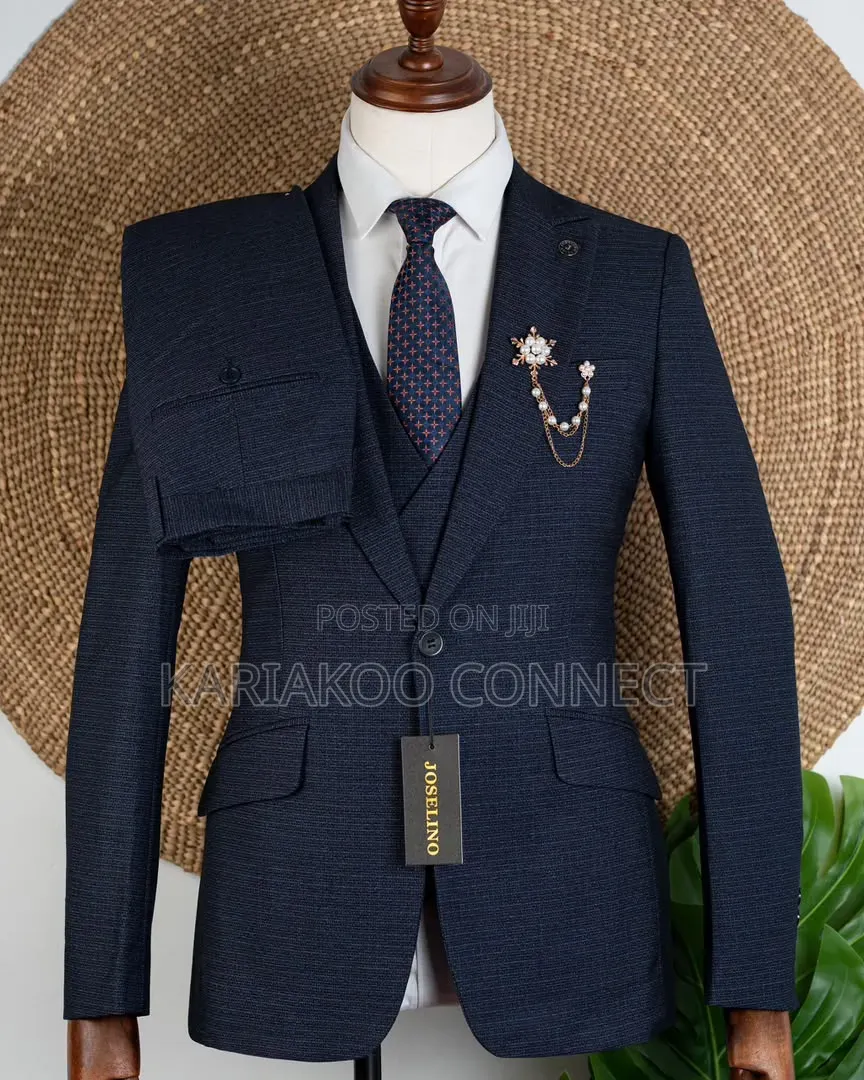 Everyday Classic Eleveted Suit