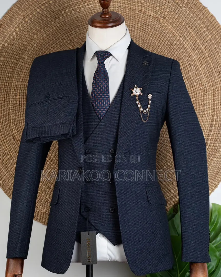 Everyday Classic Eleveted Suit
