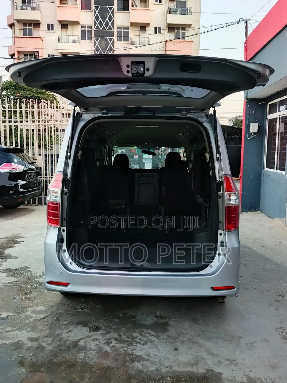 Toyota Noah 2007 Silver