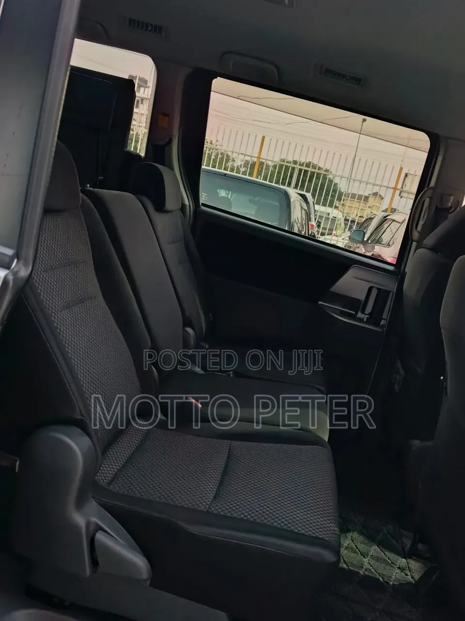 Toyota Noah 2007 Silver