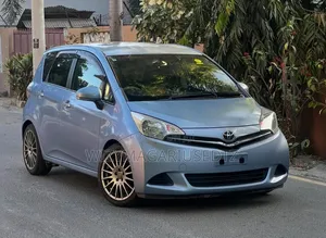 Toyota Ractis 2010 Silver