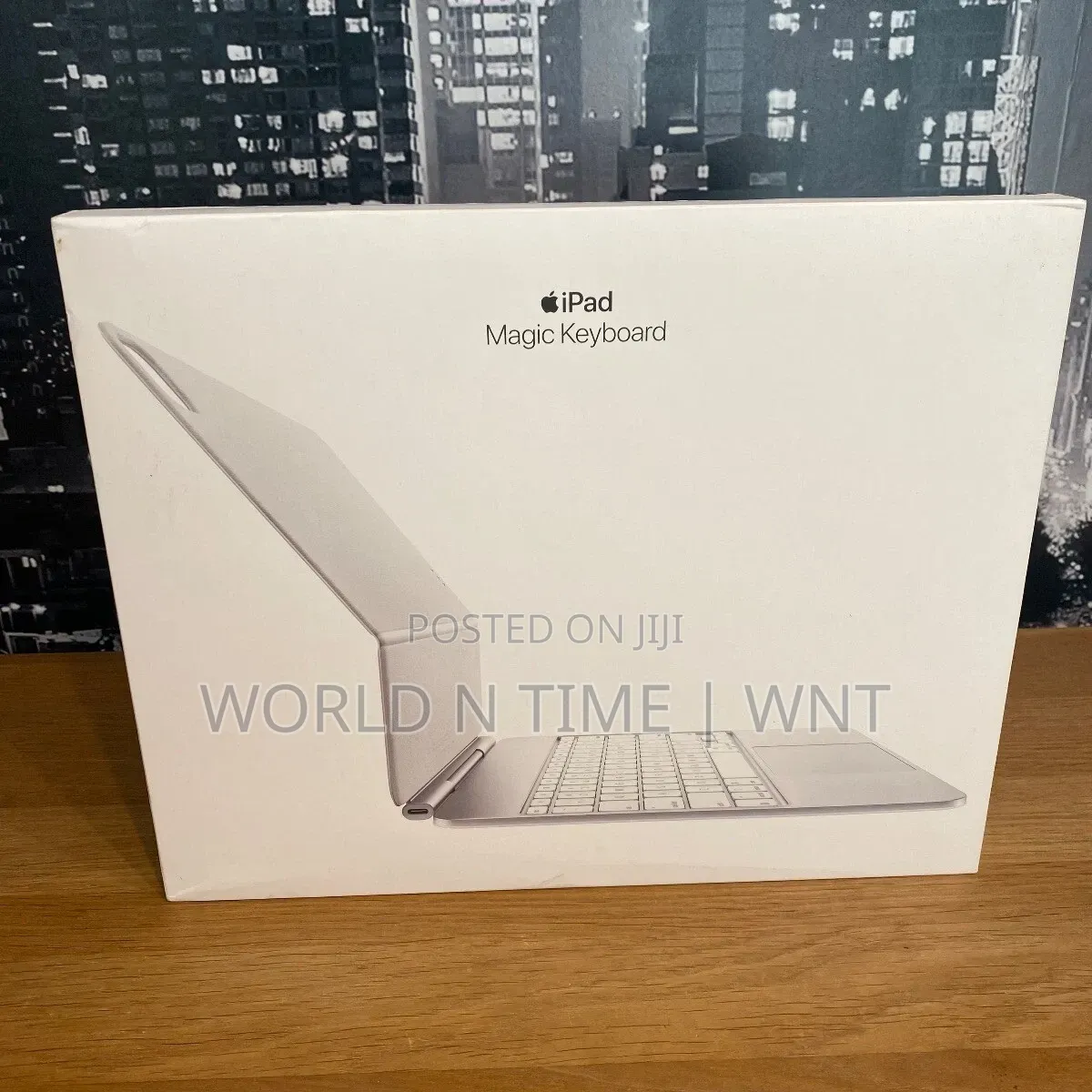 Apple Magic Keyboard
iPad Pro M4/M5 13” Black / White