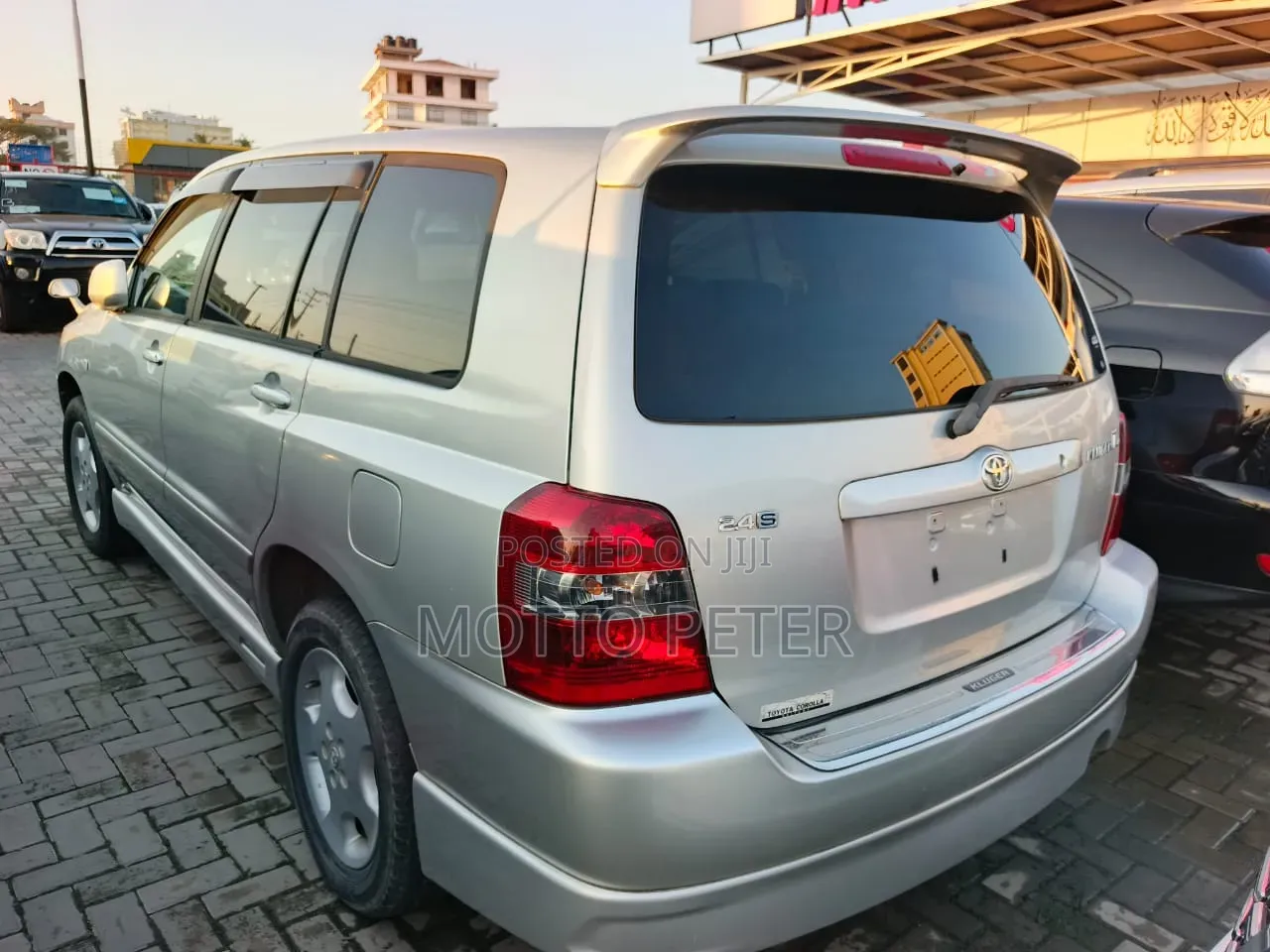 Toyota Kluger 2003 Silver