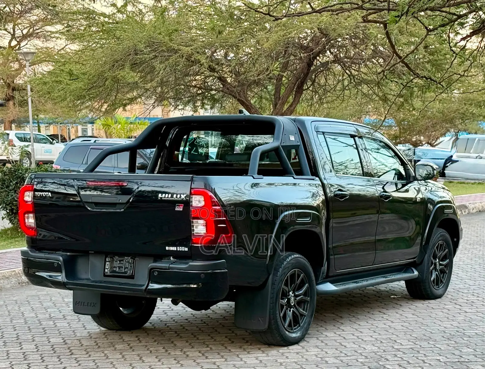 Toyota Hilux 2022 Black