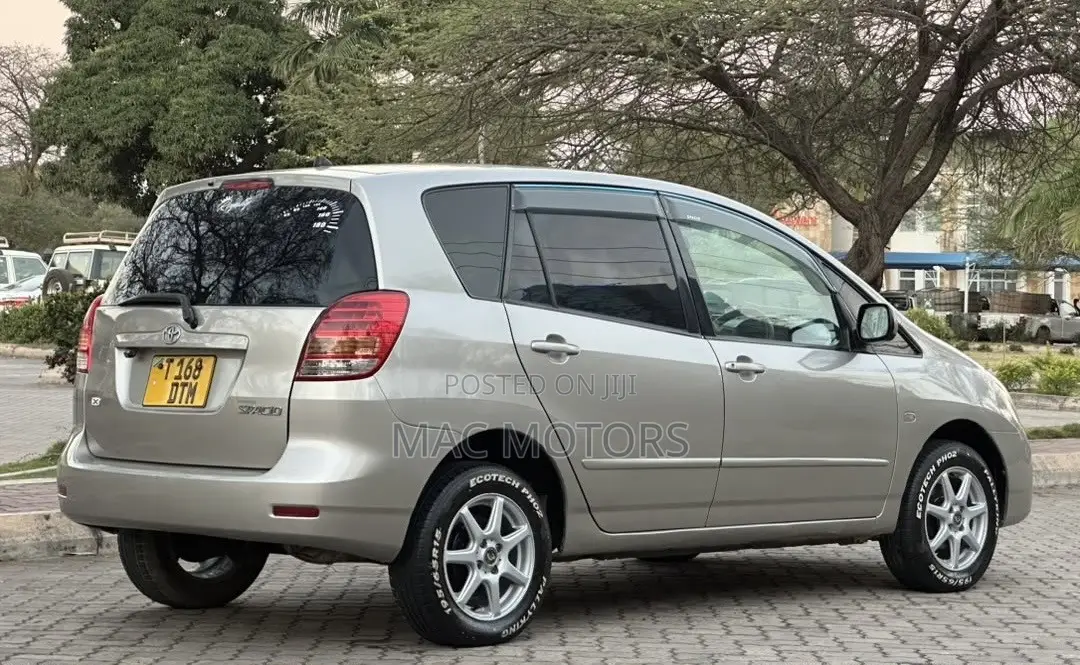 Toyota Corolla Spacio 2003 Silver