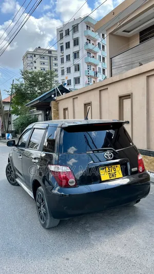 Toyota IST 2006 Black