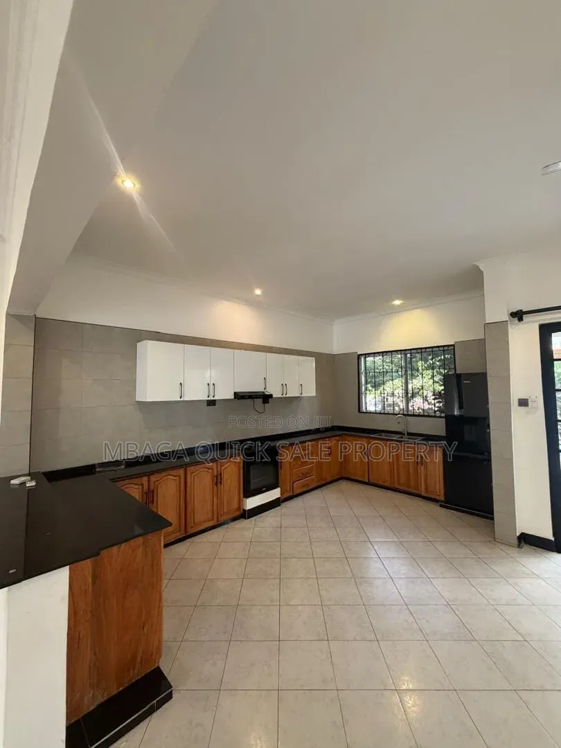 3bdrm House in Bahari Beach, Bunju for rent