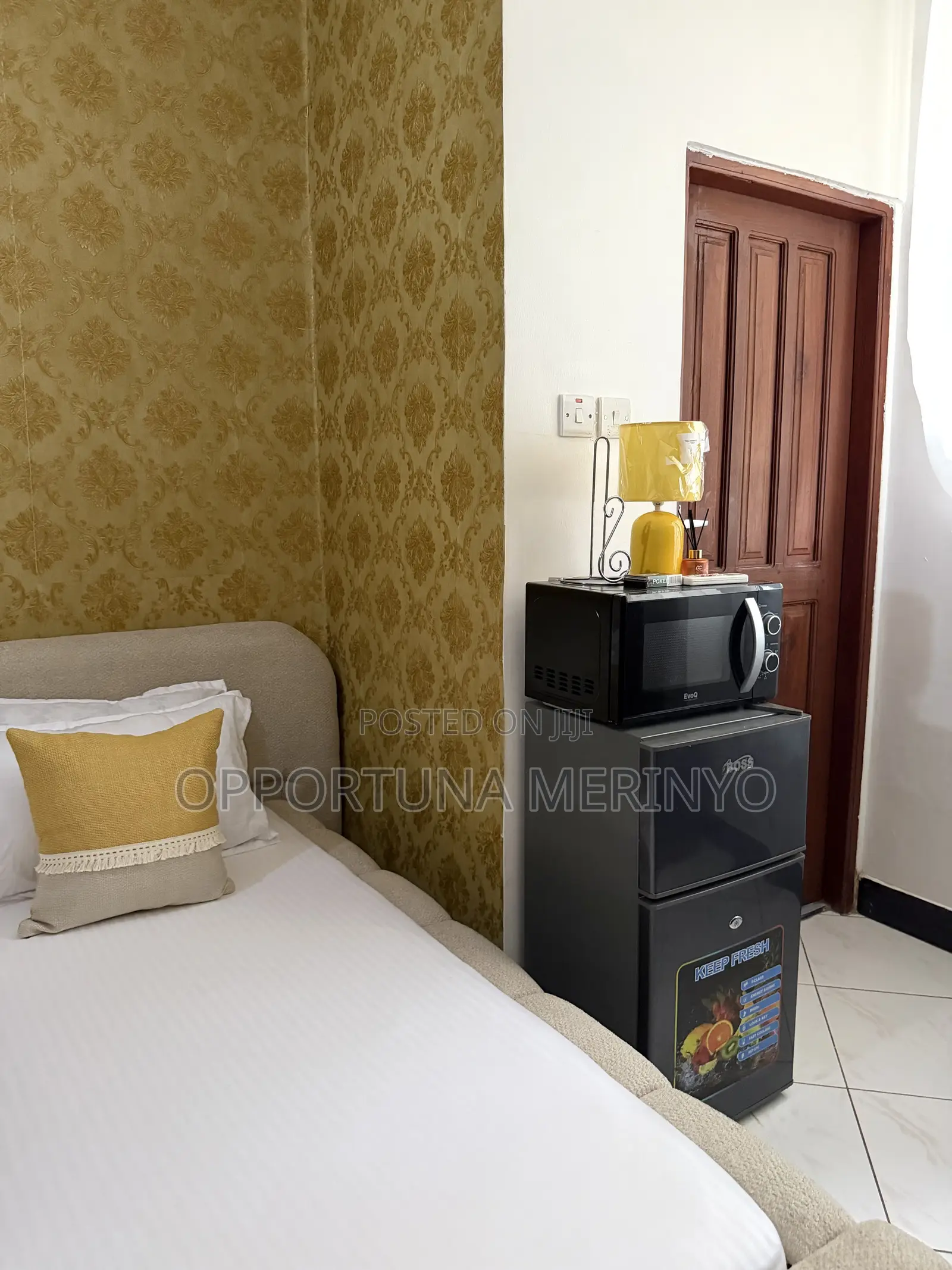 Room in Kinondoni
