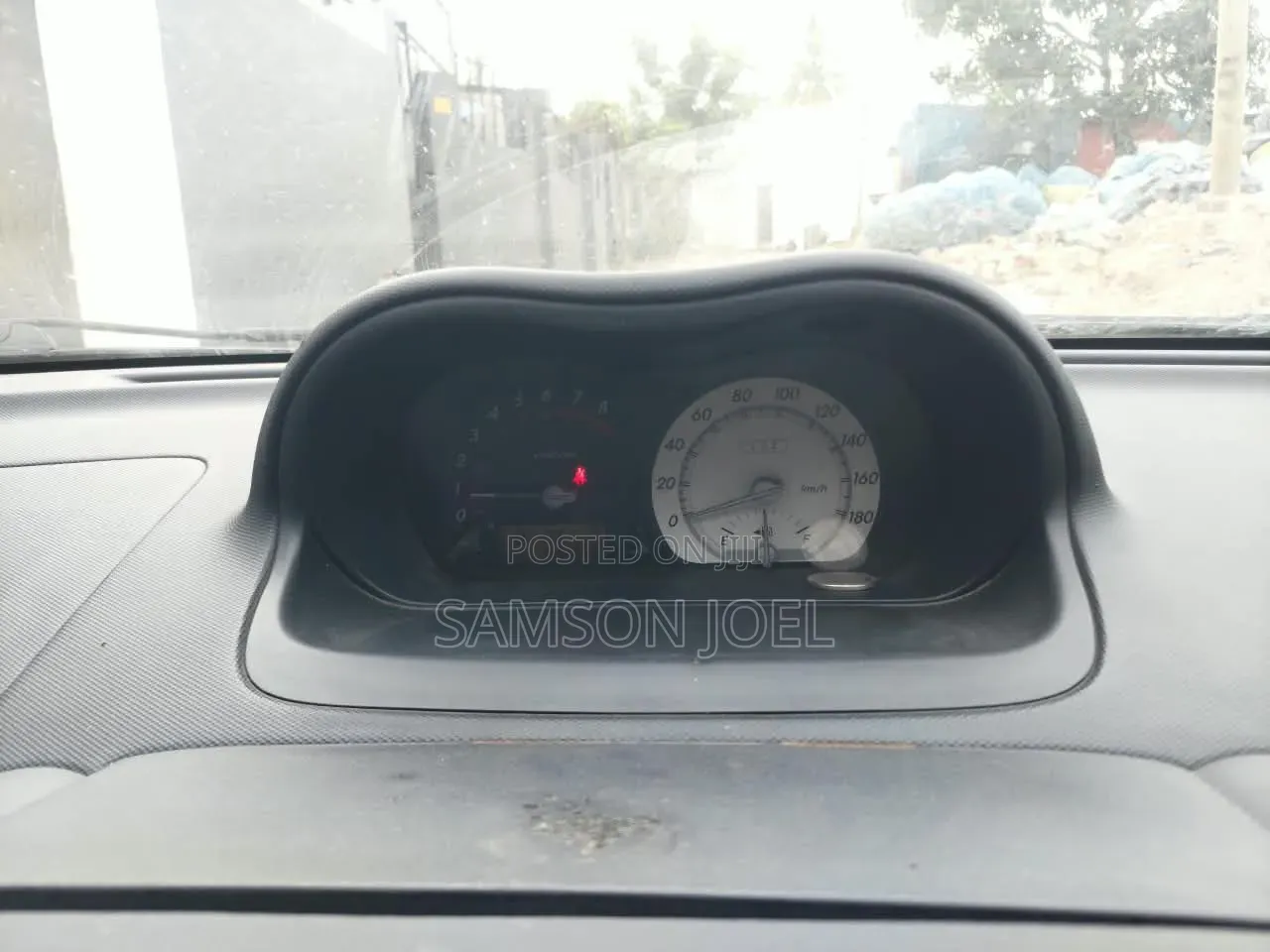 Toyota IST 2004 Silver