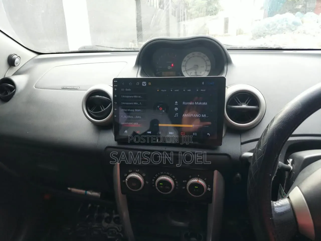 Toyota IST 2004 Silver