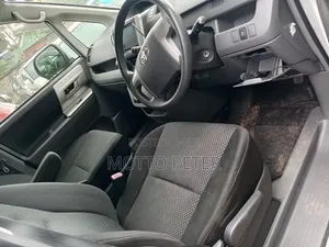 Toyota Noah 2009 White