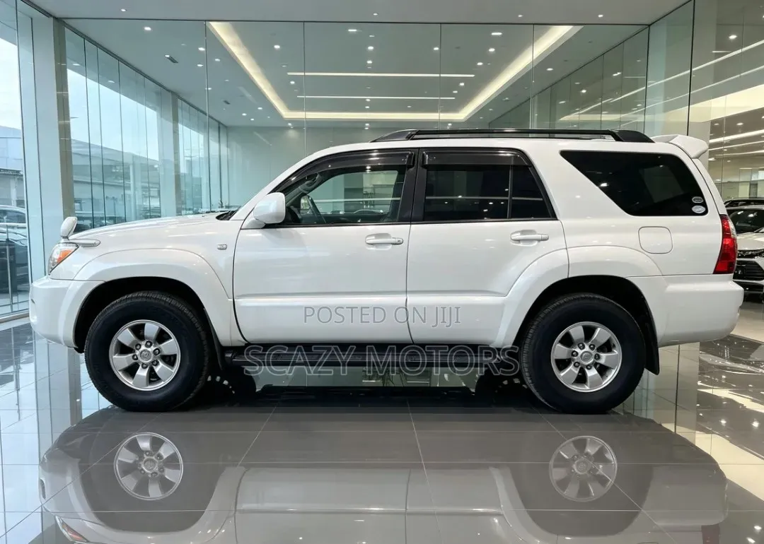 Toyota Hilux Surf 2008 White