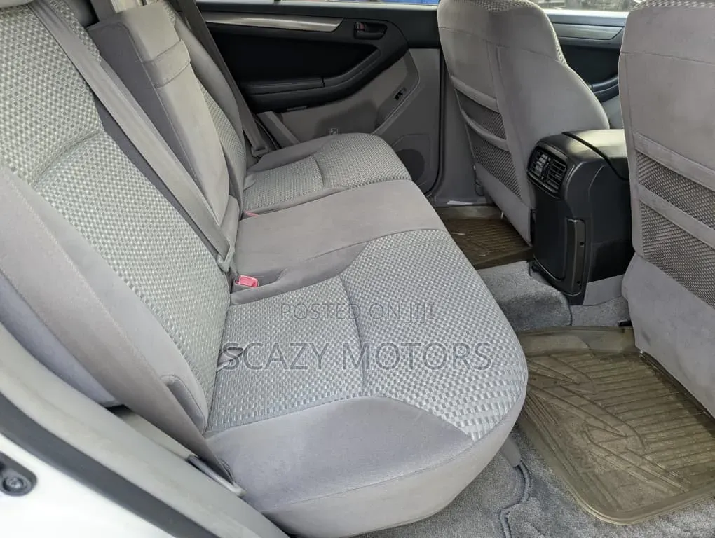 Toyota Hilux Surf 2008 White