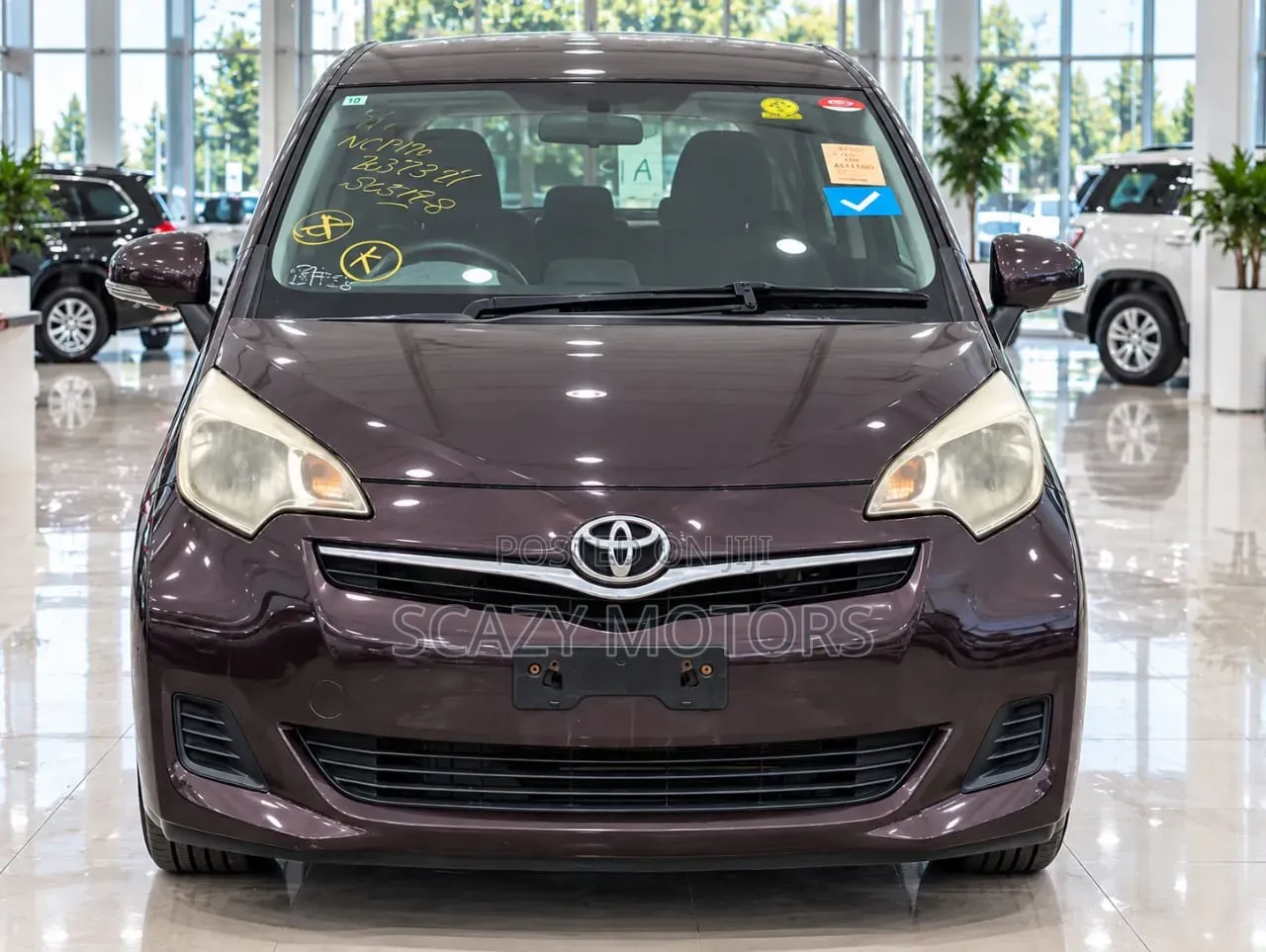Toyota Ractis 2011 Maroon