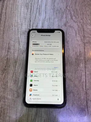 Apple iPhone 11 64 GB Purple