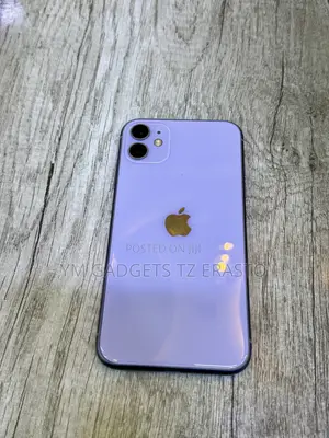 Apple iPhone 11 64 GB Purple