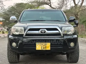 Toyota Hilux Surf 2005 Black