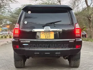Toyota Hilux Surf 2005 Black