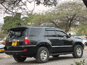 Toyota Hilux Surf 2005 Black