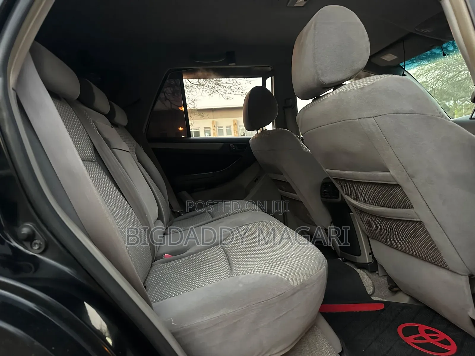 Toyota Hilux Surf 2005 Black