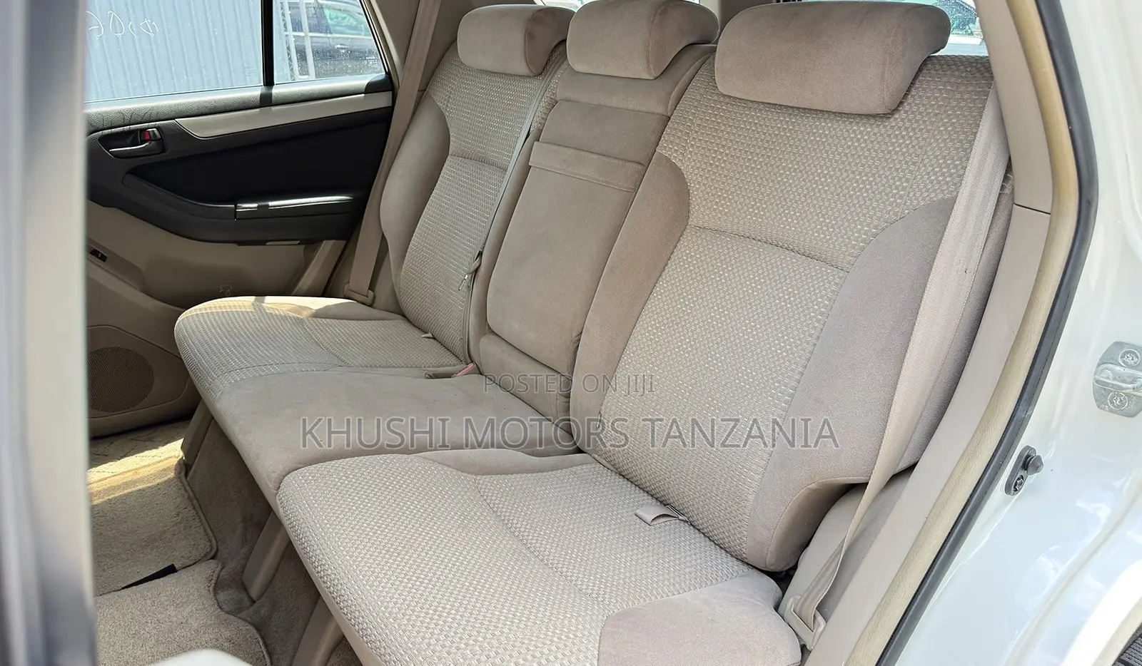 Toyota Hilux Surf 2003 White