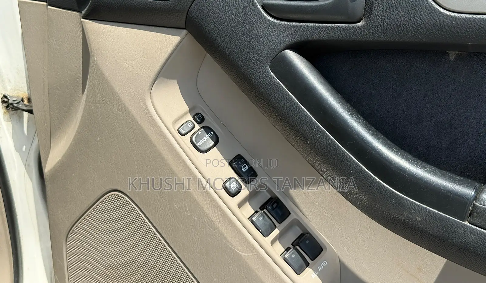 Toyota Hilux Surf 2003 White