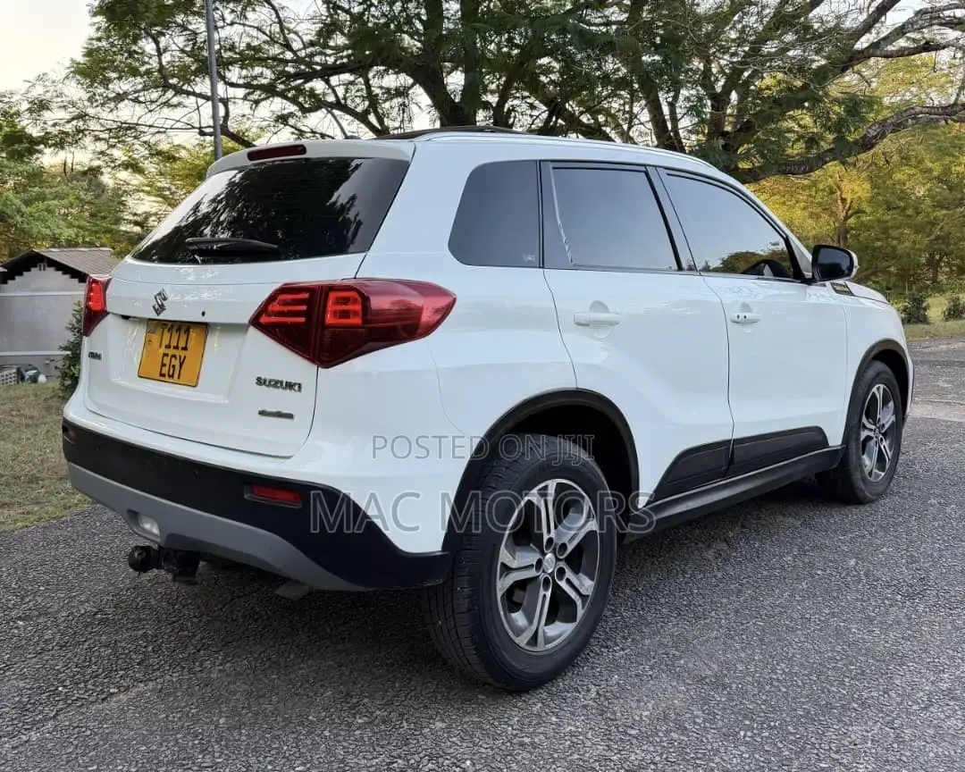 Suzuki Vitara 2015 White