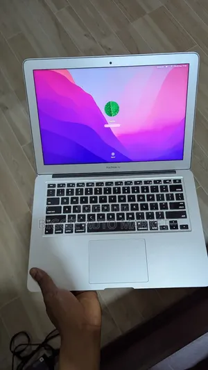 Laptop Apple MacBook Air 2017 8GB Intel Core i7 SSD 500GB