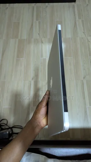 Laptop Apple MacBook Air 2017 8GB Intel Core i7 SSD 500GB