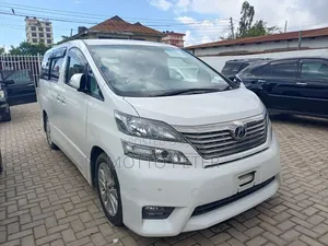 Toyota Vellfire 2009 White