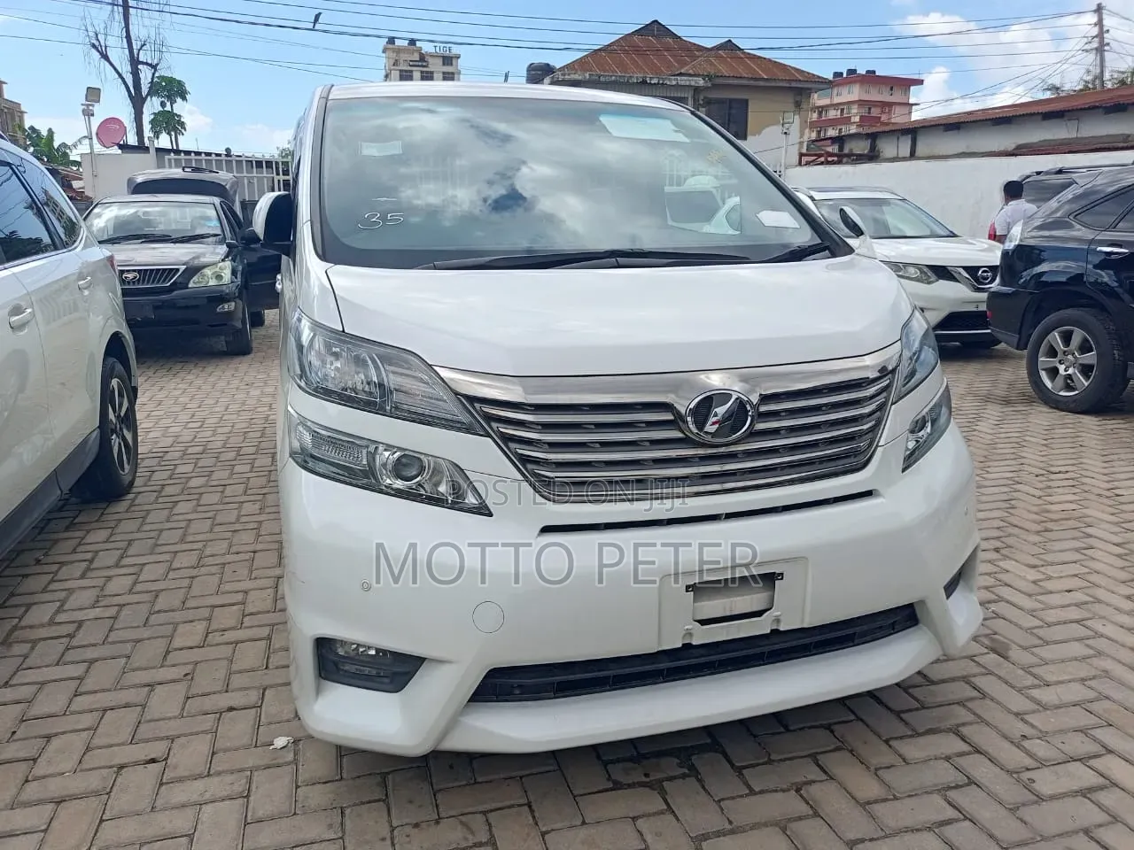 Toyota Vellfire 2009 White