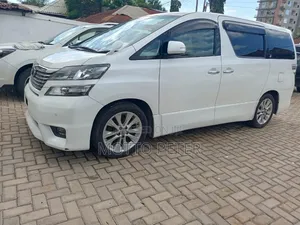 Toyota Vellfire 2009 White