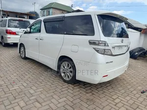 Toyota Vellfire 2009 White