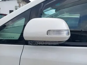 Toyota Vellfire 2009 White