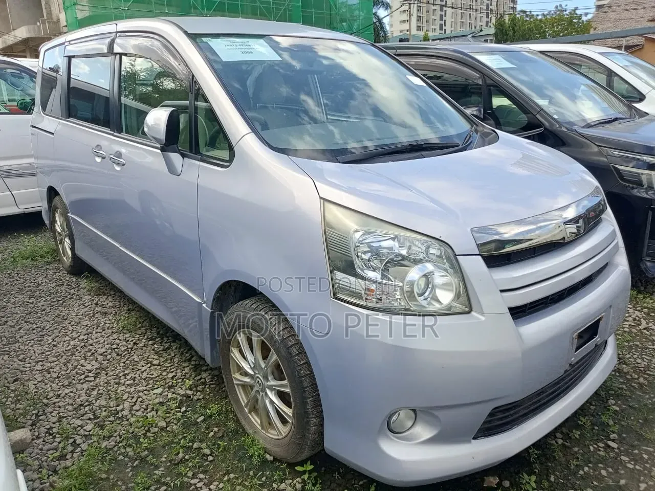 Toyota Noah 2007 Blue