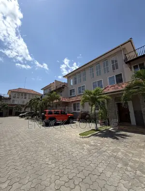 4bdrm Villa in Oysterbay for rent