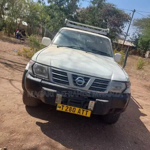 Nissan Patrol 2007 White