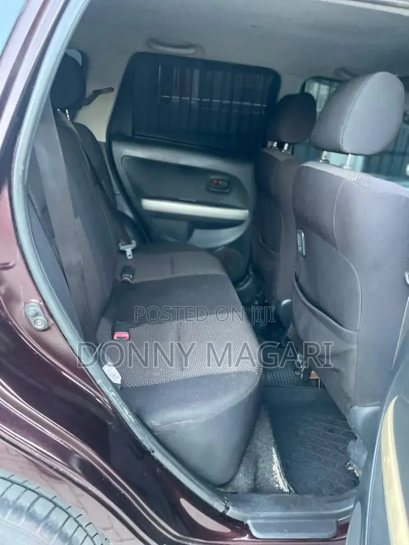 Toyota IST 2006 Maroon