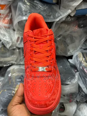 Men's Sneakers Nike Red Color