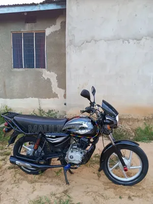 Bajaj Boxer 125 2025 Black