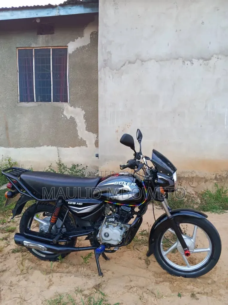 Bajaj Boxer 125 2025 Black
