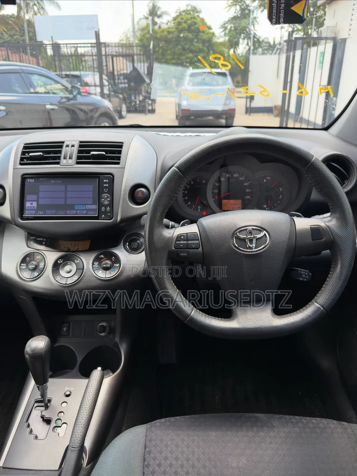 Toyota Vanguard 2010 Burgundy